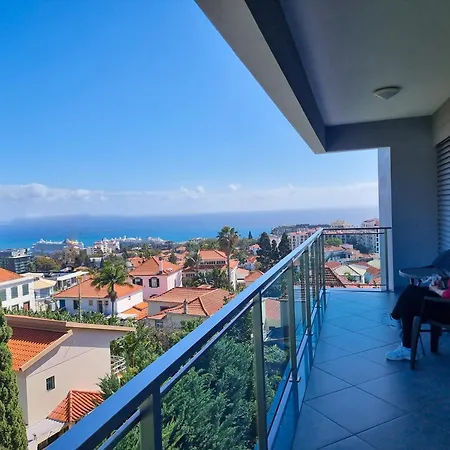 Summer Stay, Ocean Views, Big Spaces Sea Air