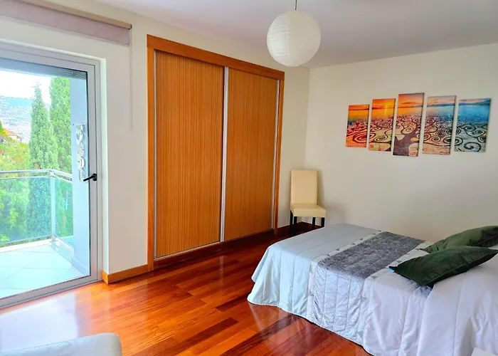 Spacious Summer Fresh Family With Panoramic Sea Views In Apartman Funchal