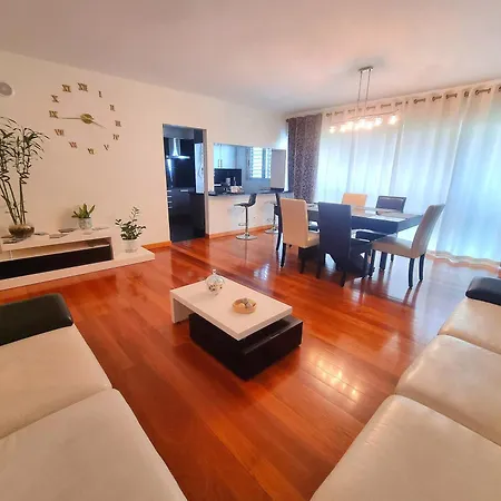 Spacious Summer Fresh Family Apartment With Panoramic Sea Views In Funchal Daire Funchal