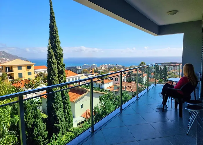 Lejlighed Spacious Summer Fresh Family With Panoramic Sea Views In