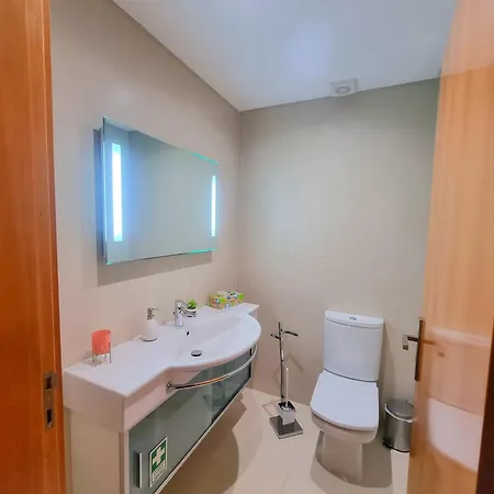 דירה Spacious Summer Fresh Family Apartment With Panoramic Sea Views In Funchal